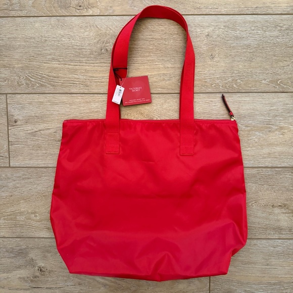 Victoria's Secret Red Heart Packable Tote Bag, a limited edition release NEW - Picture 9 of 10